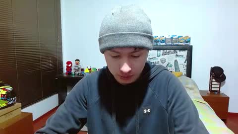 Snapshot of aron_miller18 chatting on 13, 2, 2025 Aaron online show from 13, 2, 2025