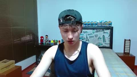 Snapshot of aron_miller18 chatting on 24, 2, 2025 Aaron online show from 24, 2, 2025