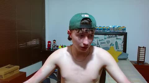 Snapshot of aron_miller18 chatting on 28, 2, 2025 Aaron online show from 28, 2, 2025