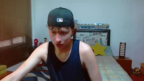 Snapshot of aron_miller18 chatting on 8, 3, 2025 Aaron online show from 8, 3, 2025