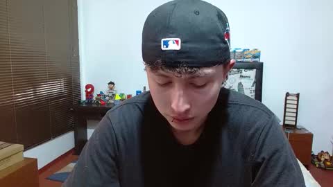 Snapshot of aron_miller18 chatting on 12, 3, 2025 Aaron online show from 12, 3, 2025