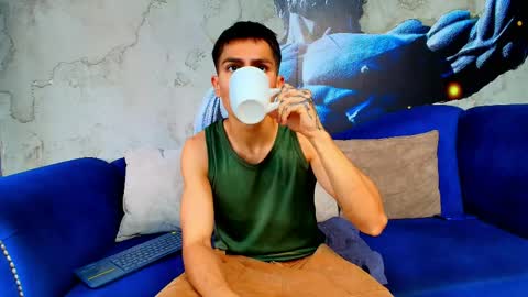 aron_pulse online show from 4, 4, 2026