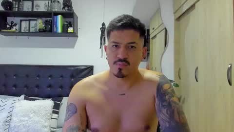 ARON  Independent model  online show from 28, 2, 2026