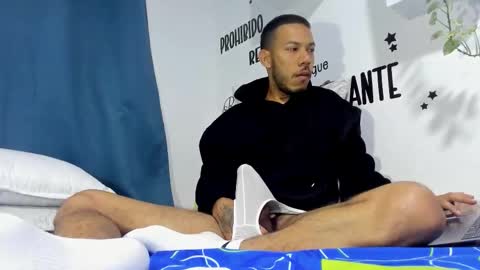 Snapshot of aronxx_ chatting on 20, 10, 2025 BLACK FRIDAY 55 OFF ON MY ONLYFANS. online show from 20, 10, 2025