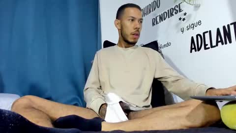 Snapshot of aronxx_ chatting on 15, 12, 2025 BLACK FRIDAY 55 OFF ON MY ONLYFANS. online show from 15, 12, 2025