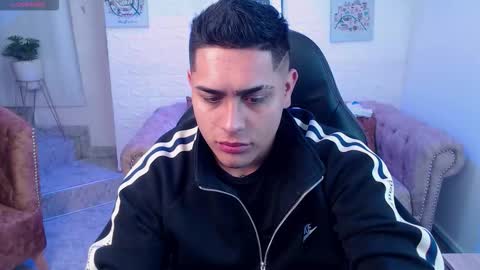 Aron online show from 15, 12, 2025