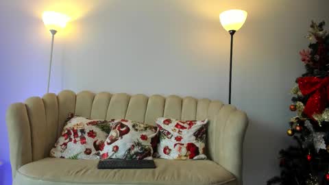 Snapshot of aroon_connor chatting on 13, 12, 2025 online show from 13, 12, 2025