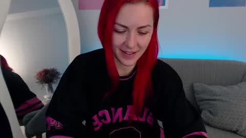 Snapshot of arri_ella chatting on 18, 9, 2025 arri_ella online show from 18, 9, 2025