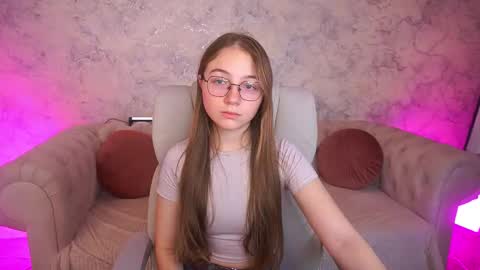 arrinawair online show from 4, 12, 2025