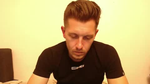 arromwilliam90 online show from 9, 12, 2024