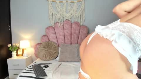 Lia Rose online show from 2, 3, 2026