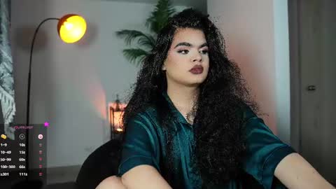 Chloe  online show from 14, 6, 2026