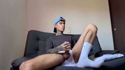 Snapshot of arteemiis chatting on 13, 9, 2025 online show from 13, 9, 2025