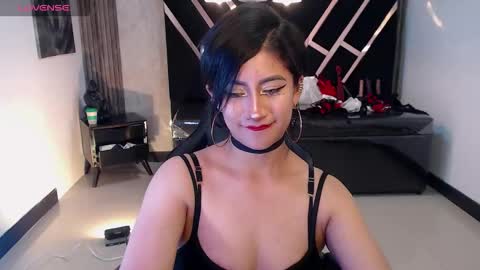 Snapshot of artemisa_ch1 chatting on 27, 10, 2025 ARTEMISA online show from 27, 10, 2025