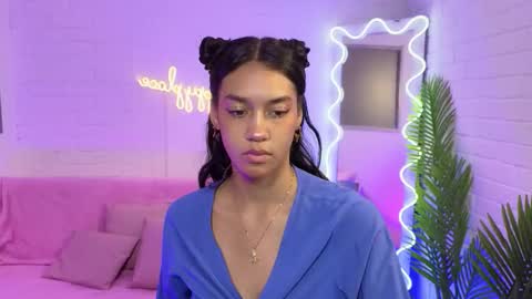 Snapshot of artemiss_tay chatting on 9, 9, 2025 artemiss_tay online show from 9, 9, 2025