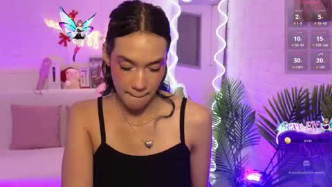 Snapshot of artemiss_tay chatting on 17, 12, 2025 artemiss_tay online show from 17, 12, 2025