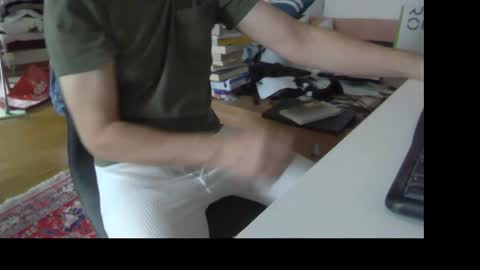 Snapshot of artesian99 chatting on 16, 5, 2026 artesian99 online show from 16, 5, 2026