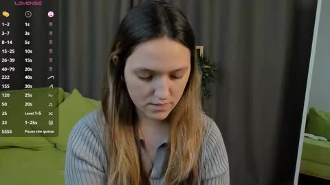 Snapshot of arthurpelto chatting on 15, 10, 2025 Sara online show from 15, 10, 2025