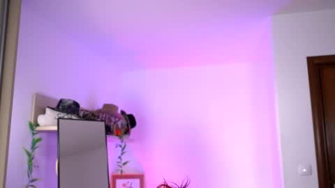 Amalia online show from 23, 2, 2025