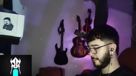 Snapshot of artorias_4 chatting on 15, 12, 2024 artorias 4 online show from 15, 12, 2024