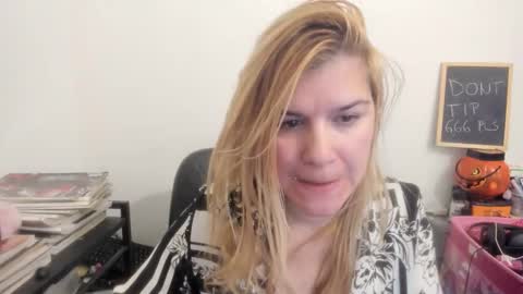 MIA online show from 30, 3, 2026