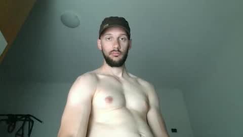Snapshot of artur833 chatting on 16, 4, 2026 artur833 online show from 16, 4, 2026