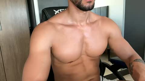 Snapshot of artvillasboas chatting on 13, 12, 2024 Arthur Villasboas online show from 13, 12, 2024