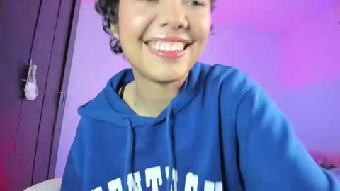 Snapshot of ary_and_kel chatting on 12, 2, 2025 Ariana and Kelsieh online show from 12, 2, 2025