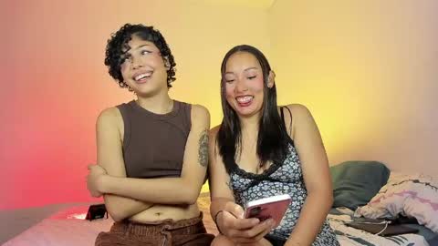 Ariana and Kelsieh online show from 6, 5, 2026