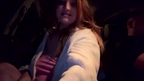 aryana14 online show from 6, 11, 2025