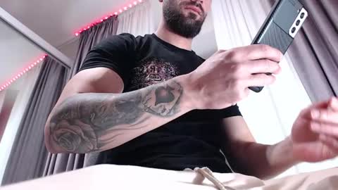 AryanAian1 online show from 18, 4, 2026