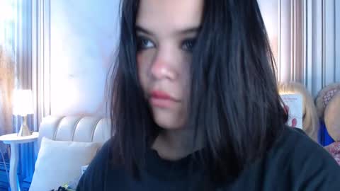 Snapshot of arybutty chatting on 11, 3, 2025 Ary online show from 11, 3, 2025