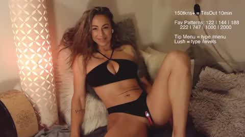 Aryiiana Aryiia online show from 13, 7, 2026