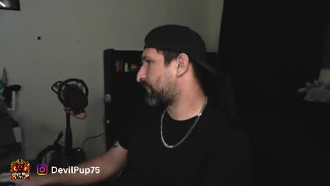 Snapshot of asanator101 chatting on 17, 7, 2026 devilPup75 online show from 17, 7, 2026