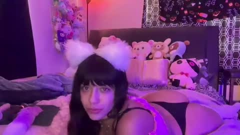 ascendingaura222 online show from 27, 2, 2026