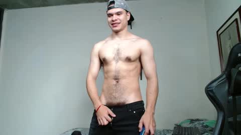 Snapshot of ash_wingrant chatting on 25, 1, 2025 ash_wingrant online show from 25, 1, 2025