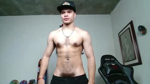 Snapshot of ash_wingrant chatting on 7, 3, 2025 ash_wingrant online show from 7, 3, 2025