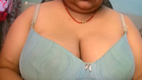 Snapshot of asha3388 chatting on 4, 12, 2025 SONI online show from 4, 12, 2025