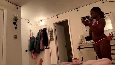 keysha knight online show from 14, 4, 2026