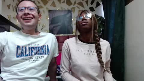 Snapshot of ashanti_and__alejo chatting on 14, 10, 2025 ashanti_and__alejo online show from 14, 10, 2025