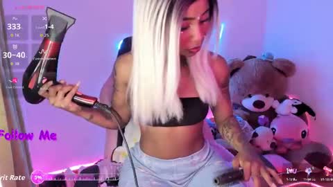 AshantiINDEPENDENT MODEL online show from 30, 6, 2026
