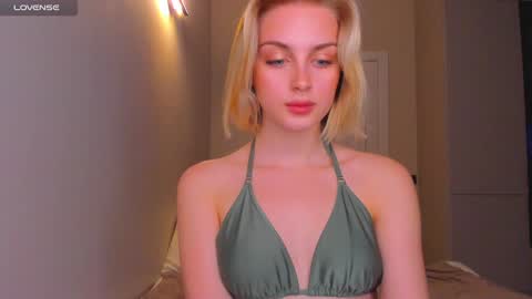 your pretty Ashley online show from 3, 12, 2024