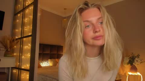 Snapshot of ashbunny_ chatting on 9, 4, 2026 your pretty Ashley online show from 9, 4, 2026