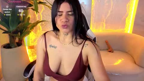 Ashely tp   1430-2100 online show from 24, 2, 2026