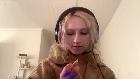 Snapshot of ashelyparcell chatting on 5, 12, 2025 July online show from 5, 12, 2025