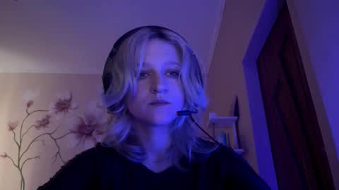 Snapshot of ashelyparcell chatting on 15, 12, 2025 July online show from 15, 12, 2025