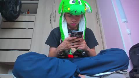 Snapshot of asher_you chatting on 13, 6, 2026 Asher online show from 13, 6, 2026