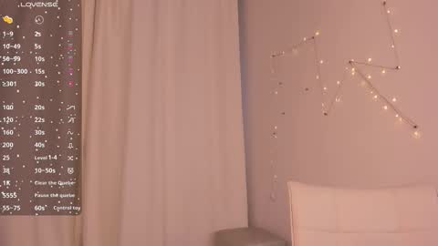 Snapshot of ashhasmy chatting on 16, 11, 2025 Ash online show from 16, 11, 2025