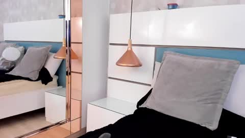 Snapshot of ashkoreh chatting on 17, 10, 2025 Ashkoreh online show from 17, 10, 2025