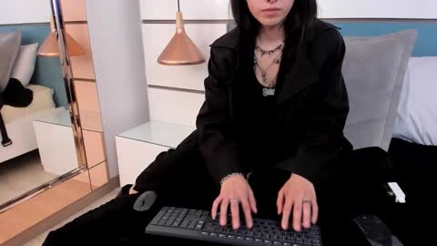 Snapshot of ashkoreh chatting on 9, 11, 2025 Ashkoreh online show from 9, 11, 2025